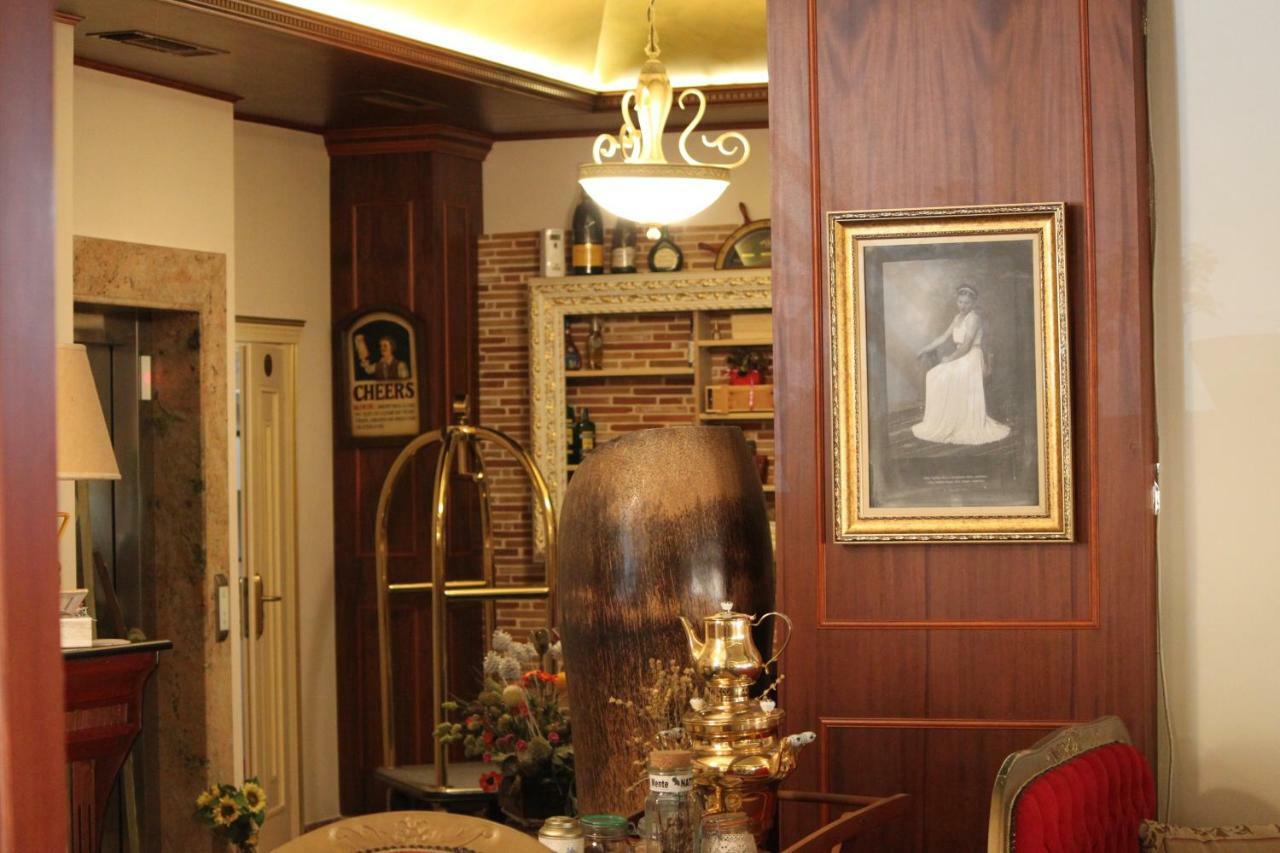 2 Kitarrat Boutique Hotel & Spa ดูร์เรส ภายนอก รูปภาพ