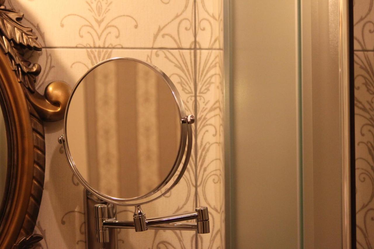 2 Kitarrat Boutique Hotel & Spa ดูร์เรส ภายนอก รูปภาพ