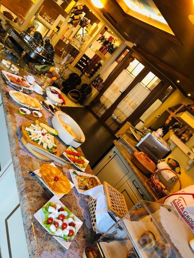 2 Kitarrat Boutique Hotel & Spa ดูร์เรส ภายนอก รูปภาพ